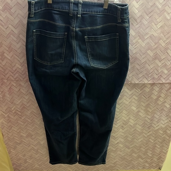 Ultimate fit platinum blue Chicos denim jeans, size 0.5 regular- 6 - Picture 7 of 9